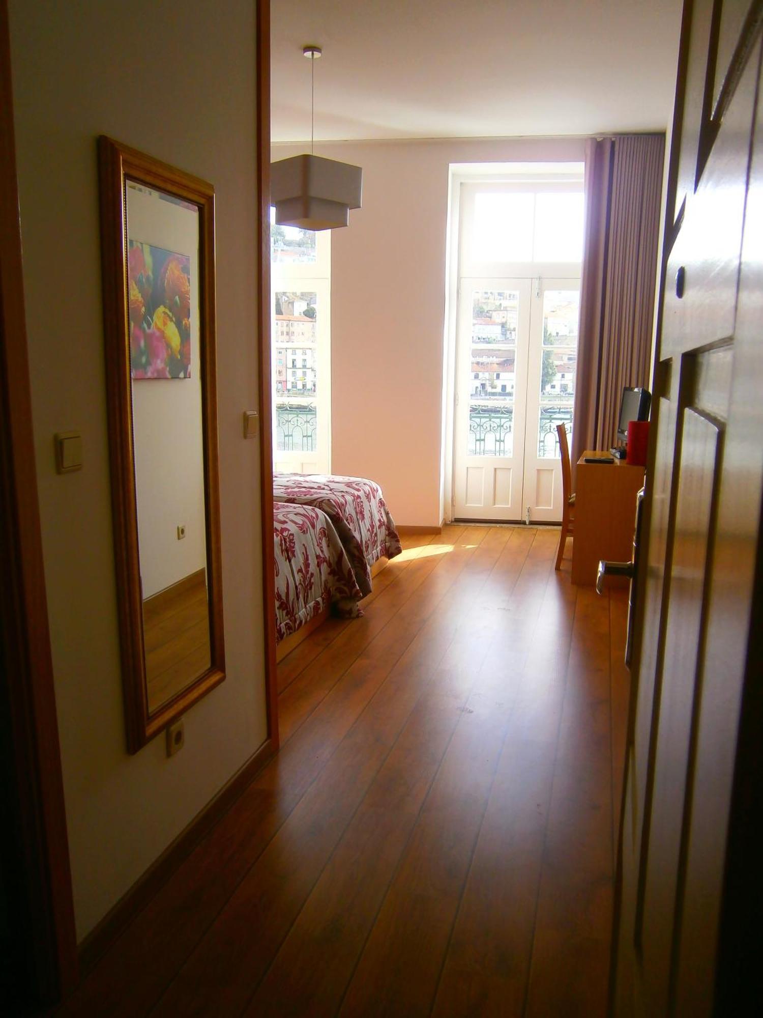 ฟรี สปิริต เฮาส์ กัสไกส์ - เซิร์ฟ แอนด์ โยคะ รีทรีต Apartment ปอร์โต ภายนอก รูปภาพ